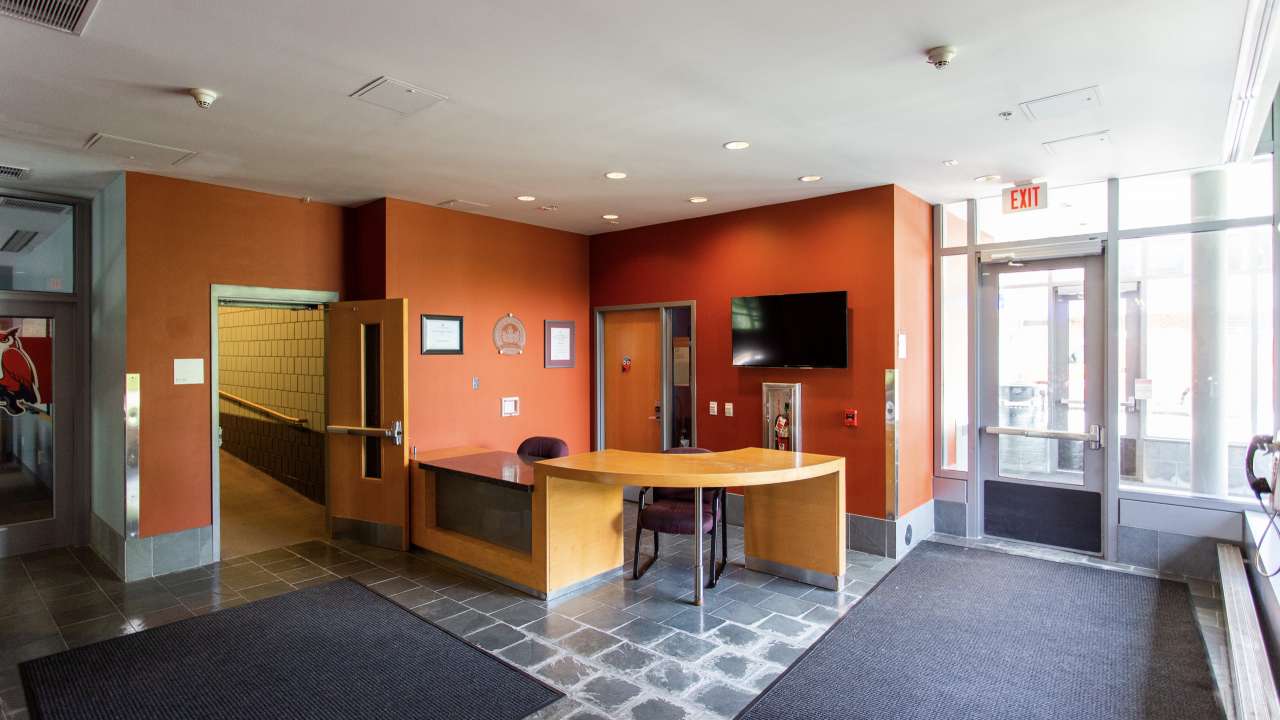 Pondside III lobby
